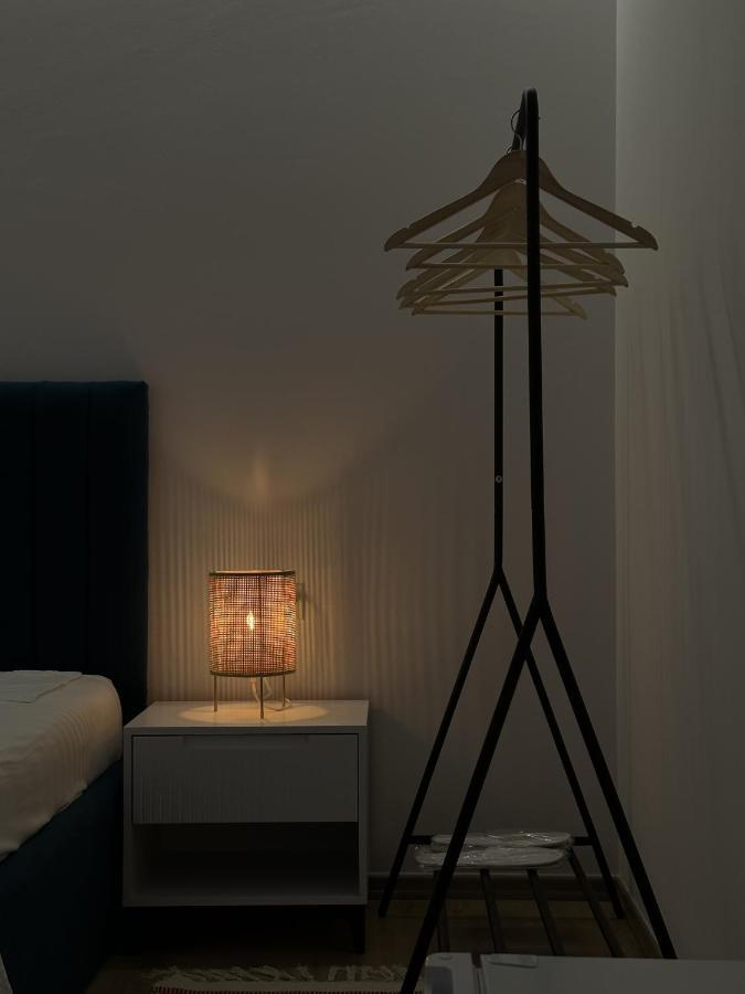 Hotel Restaurant Natyra E Qete เลเจอ ภายนอก รูปภาพ