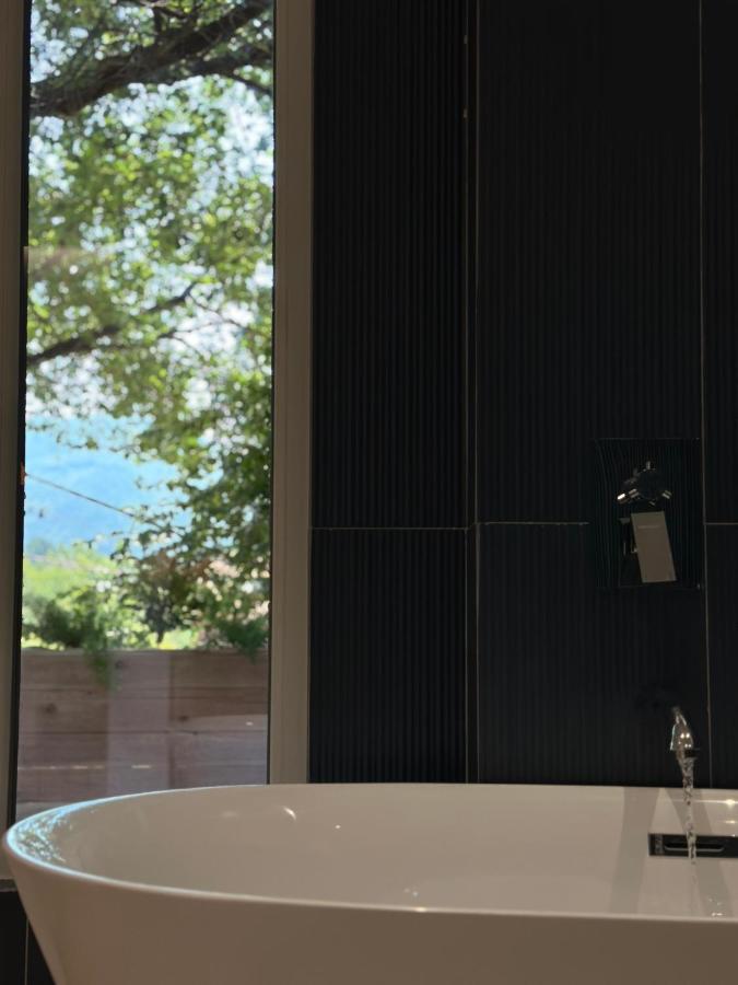 Hotel Restaurant Natyra E Qete เลเจอ ภายนอก รูปภาพ
